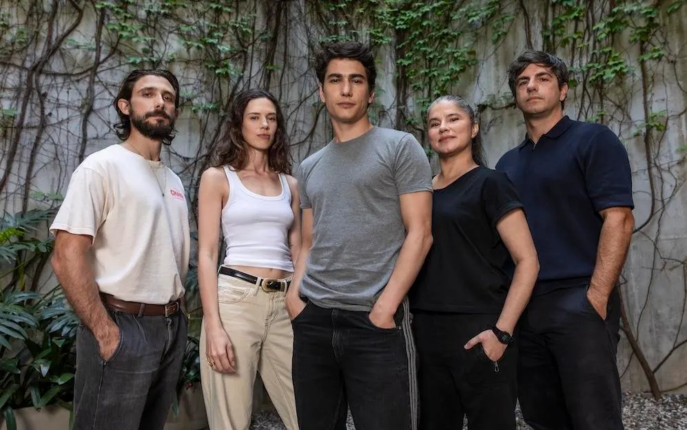 ‘The Future Is Ours’ Stellar Latin American Cast Powers Netflix Ambitious SciFi Series