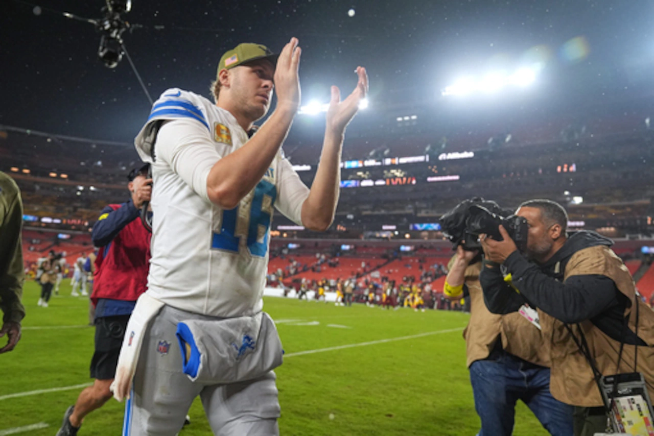 Detroit Lions grades vs. Commanders: Offense earns high marks in dominant win