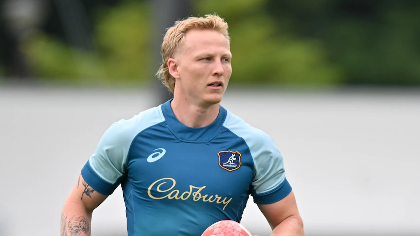 Gordon thrust back into Wallabies 10 role for Italy Test