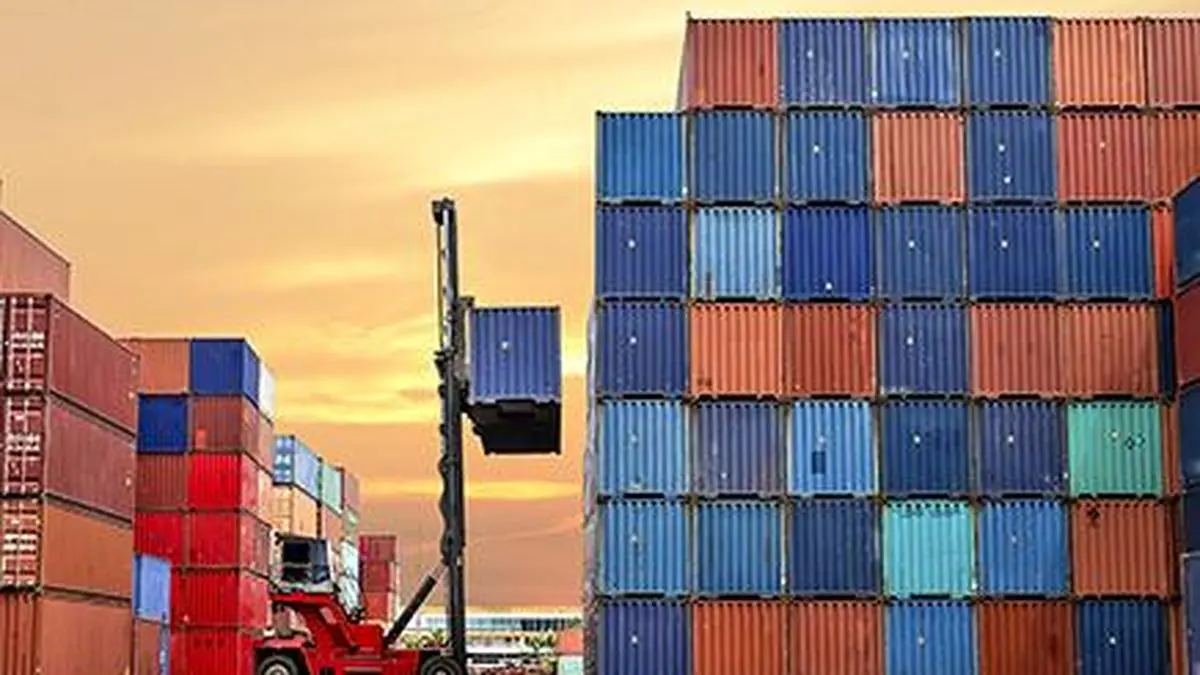 US container imports fall in October amid tariff-driven caution