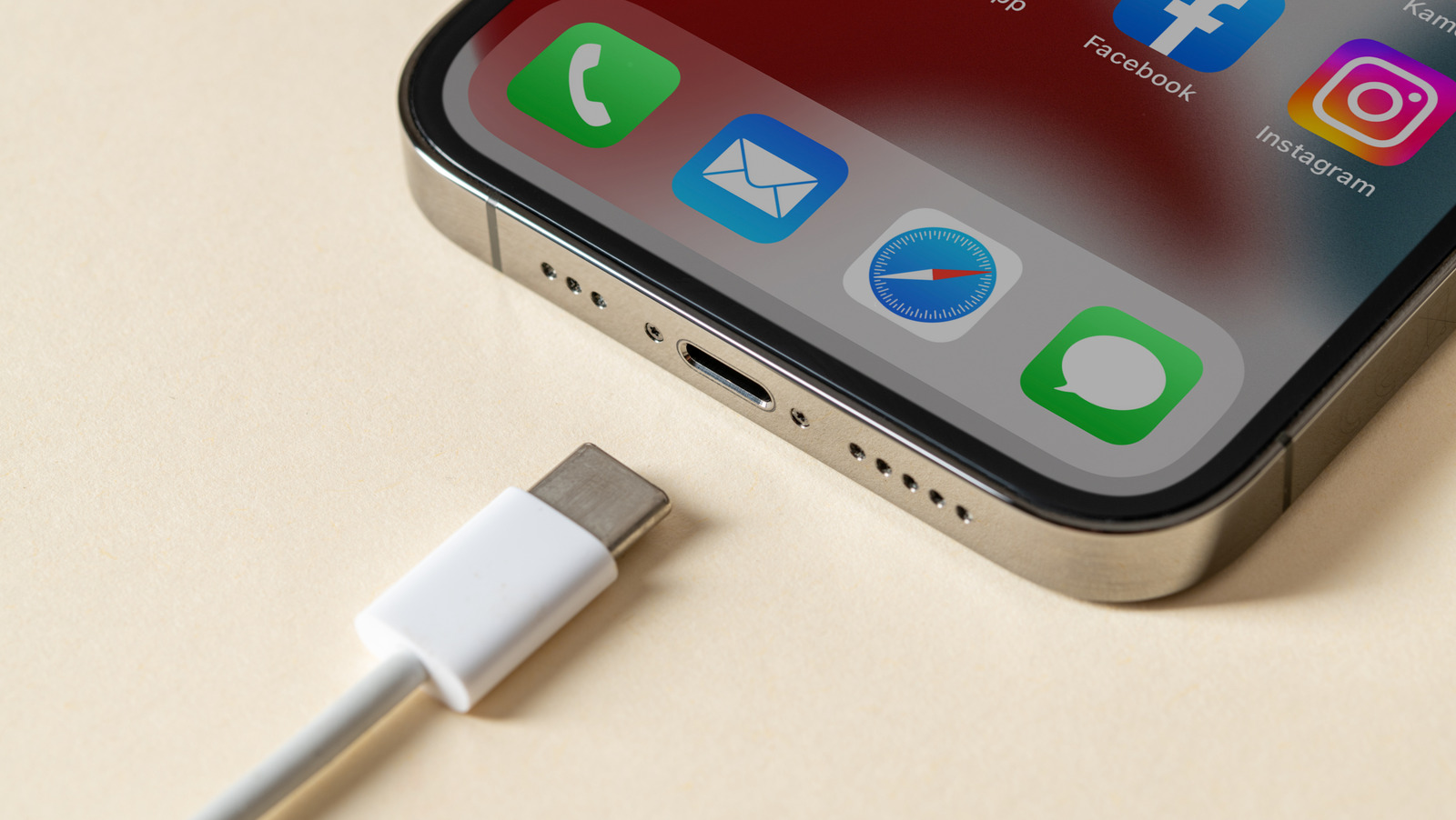 Is The 20-80 Charging Rule For Your iPhone Really Effective? Here's What The Science Says