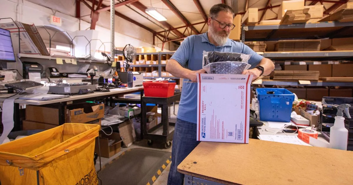 Don't cut health insurance subsidies vital to small businesses | Javier Palomarez