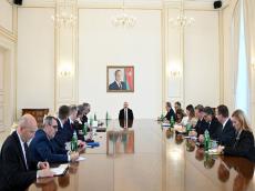 President Ilham Aliyev receives NATO delegation