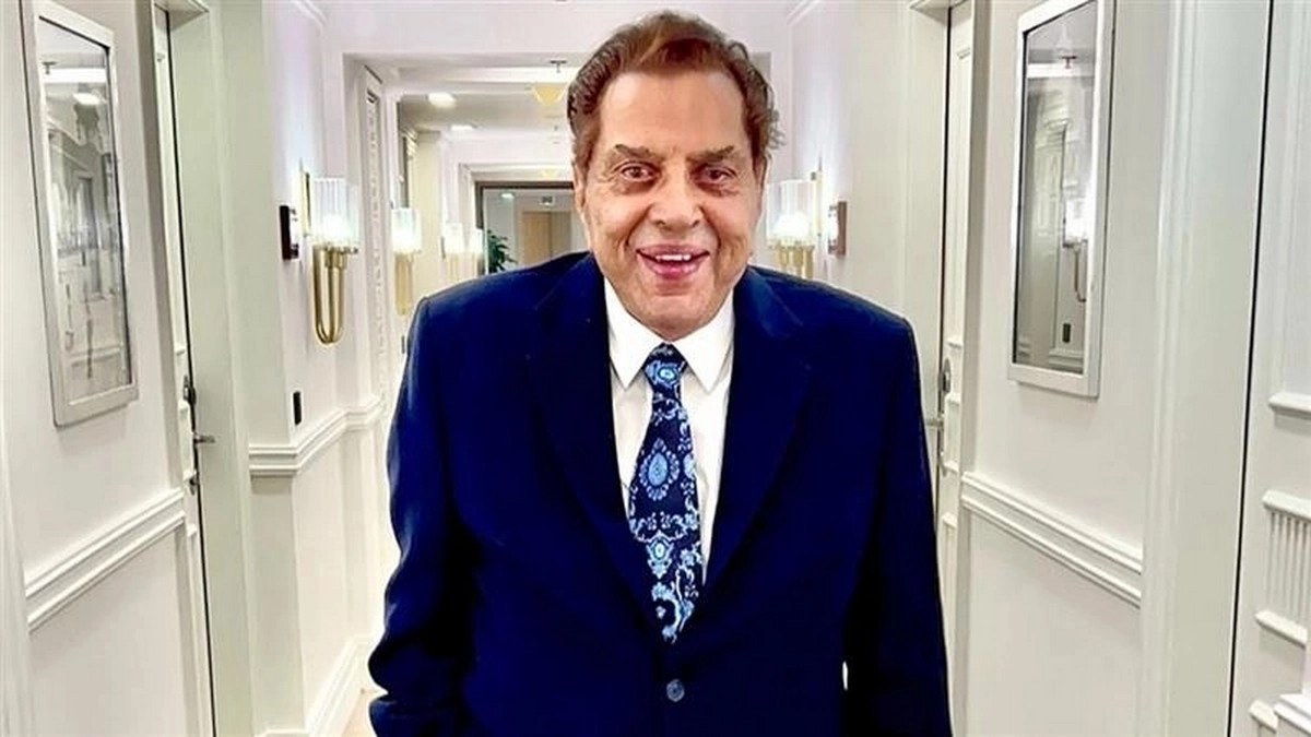 Veteran Actor Dharmendra on Ventilator Support at Breach Candy Hospital in Mumbai