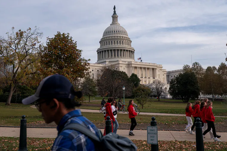 U.S. Senate on verge of advancing bill to end federal shutdown