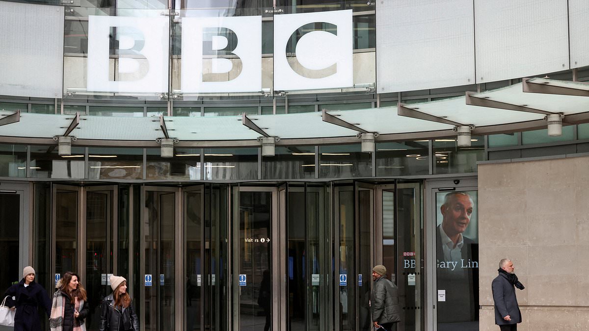 More than 200 Jewish staff accuse BBC of ignoring their calls for anti-Semitism probe
