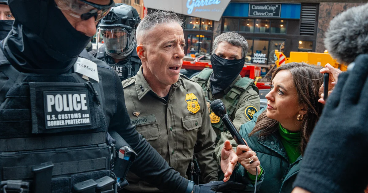 Appeals court pauses order requiring daily meetings between CBP commander, judge