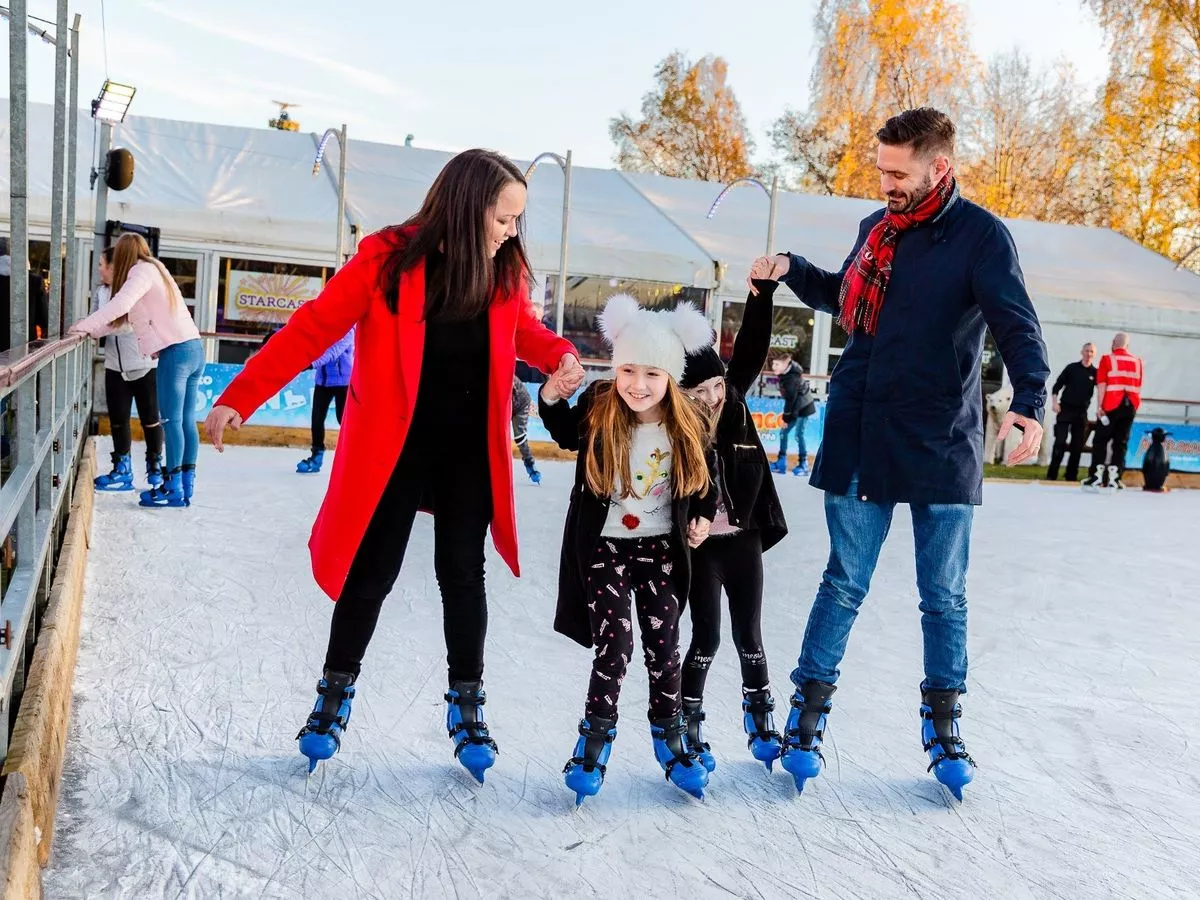 M&D’s Scotland’s Theme Park has festive entertainment wrapped up with launch of Destination Christmas