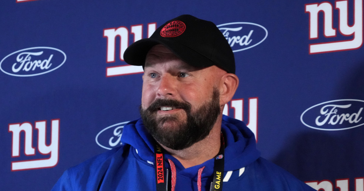 Giants Facing Backlash for Jaxson Dart Decision After Head Injury