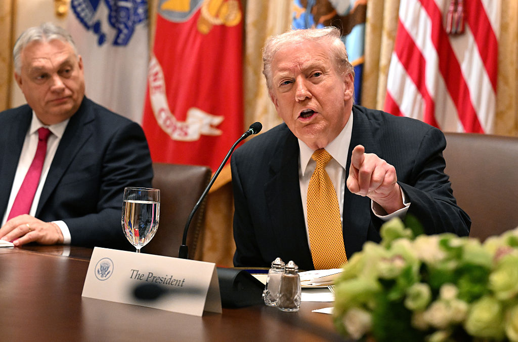 Trump’s Sudden Outburst Has Viewers Convinced His Staff Has Been Pushing Him to Make a Quiet Change He Refuses to Accept