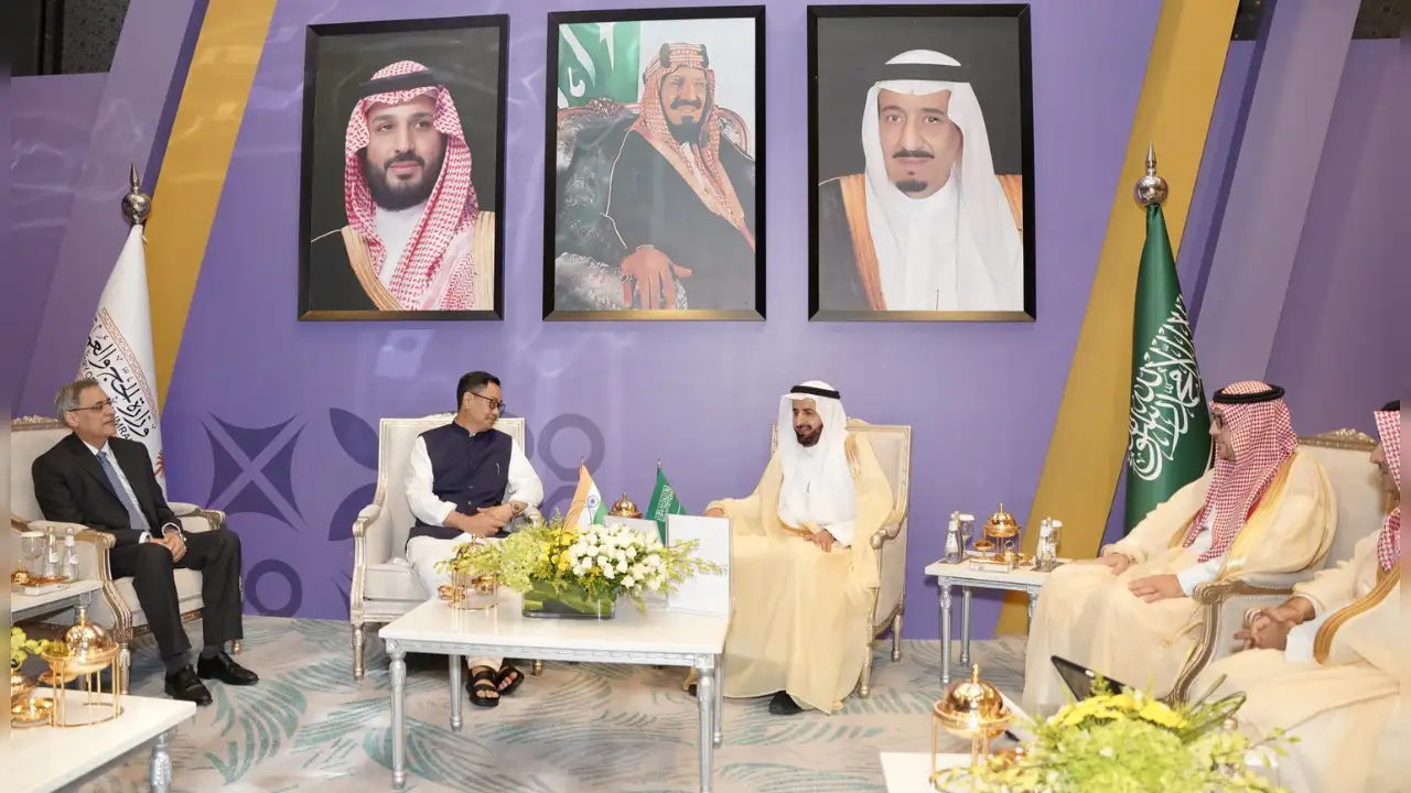 India Signs Bilateral Haj Agreement With Saudi Arabia - Delhi's Quota Fixed At 175,025 For 2026