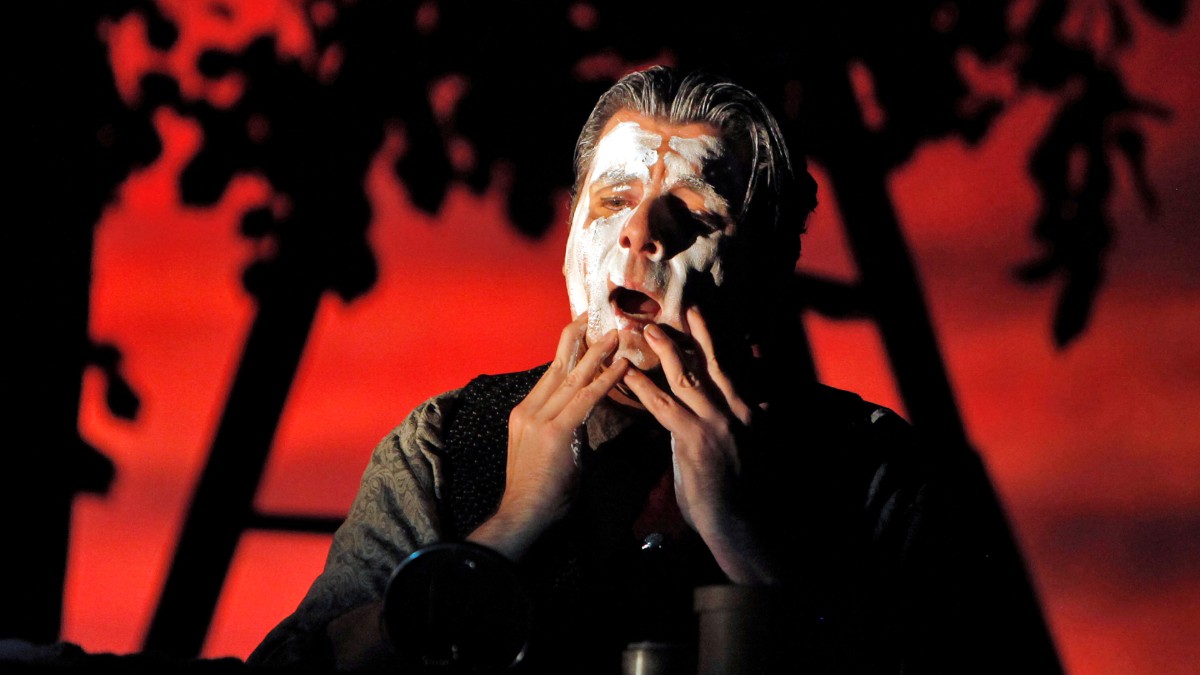 Infidelity and violence are not humorous in San Diego Opera’s ‘The Clowns’