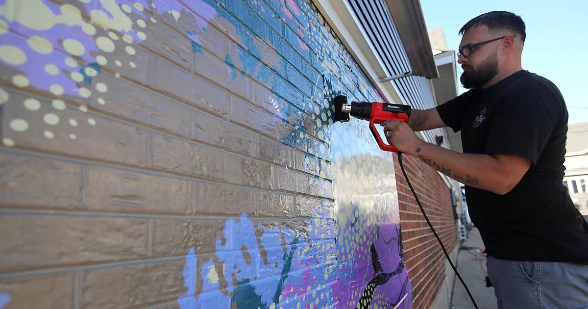 McHenry’s new murals add art, color to downtown area