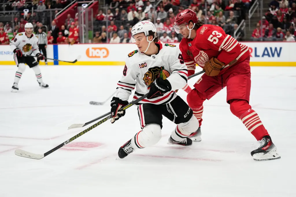 Connor Bedard's heater continues in Chicago Blackhawks' 5-1 win