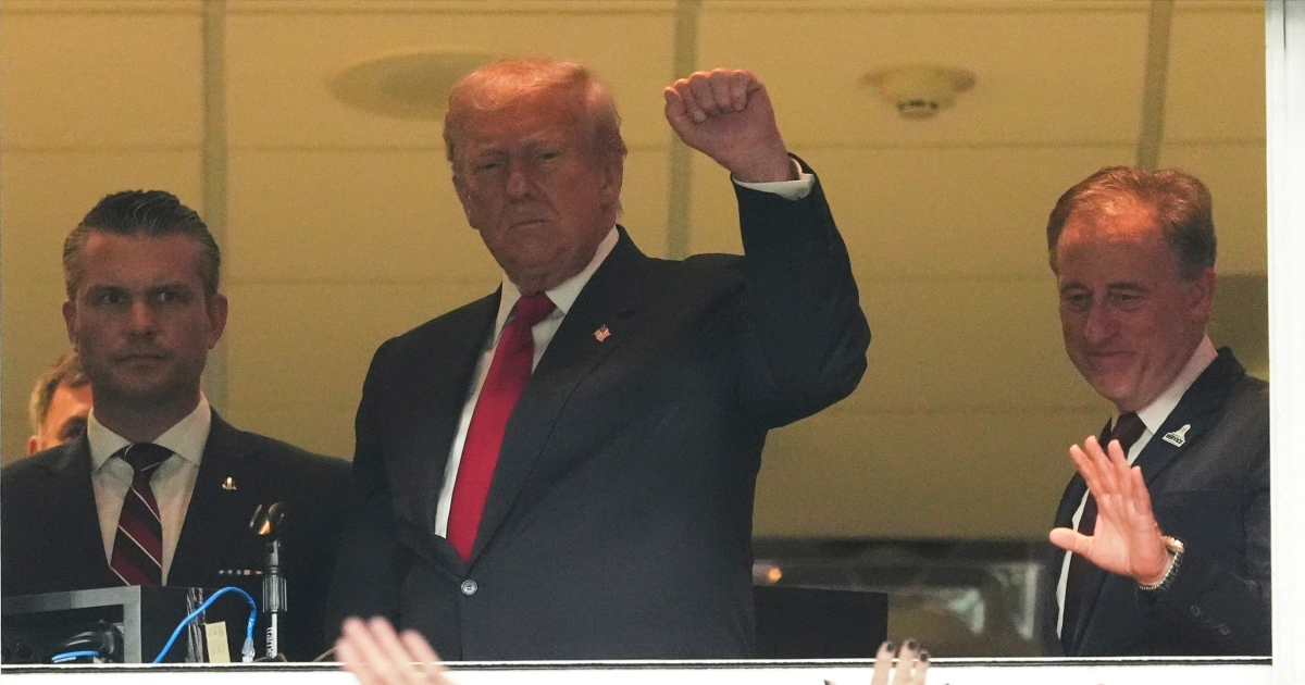 Trump booed while attending Washington Commanders game
