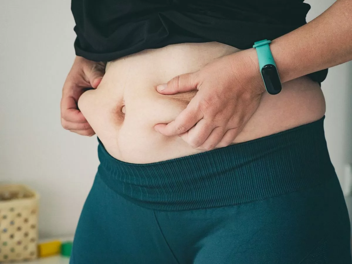 New serious health warning for middle-aged women with a 'fat tummy'