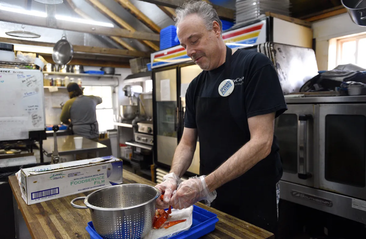 Would Graham Platner make a good senator? His neighbors have ideas.