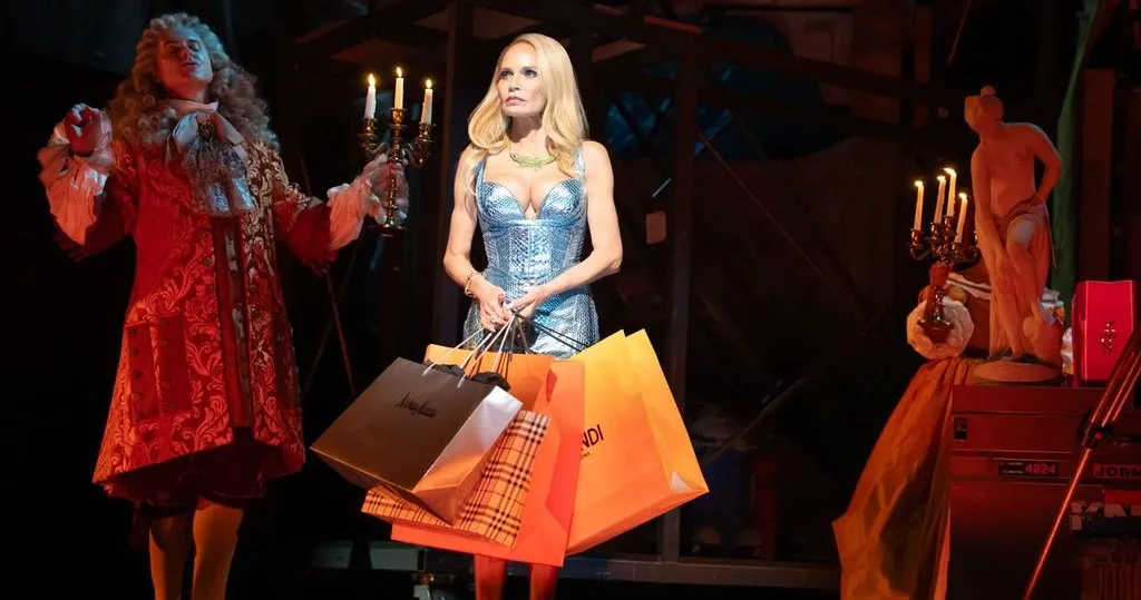 Gilt or Guilt? The Queen of Versailles Can’t Decide