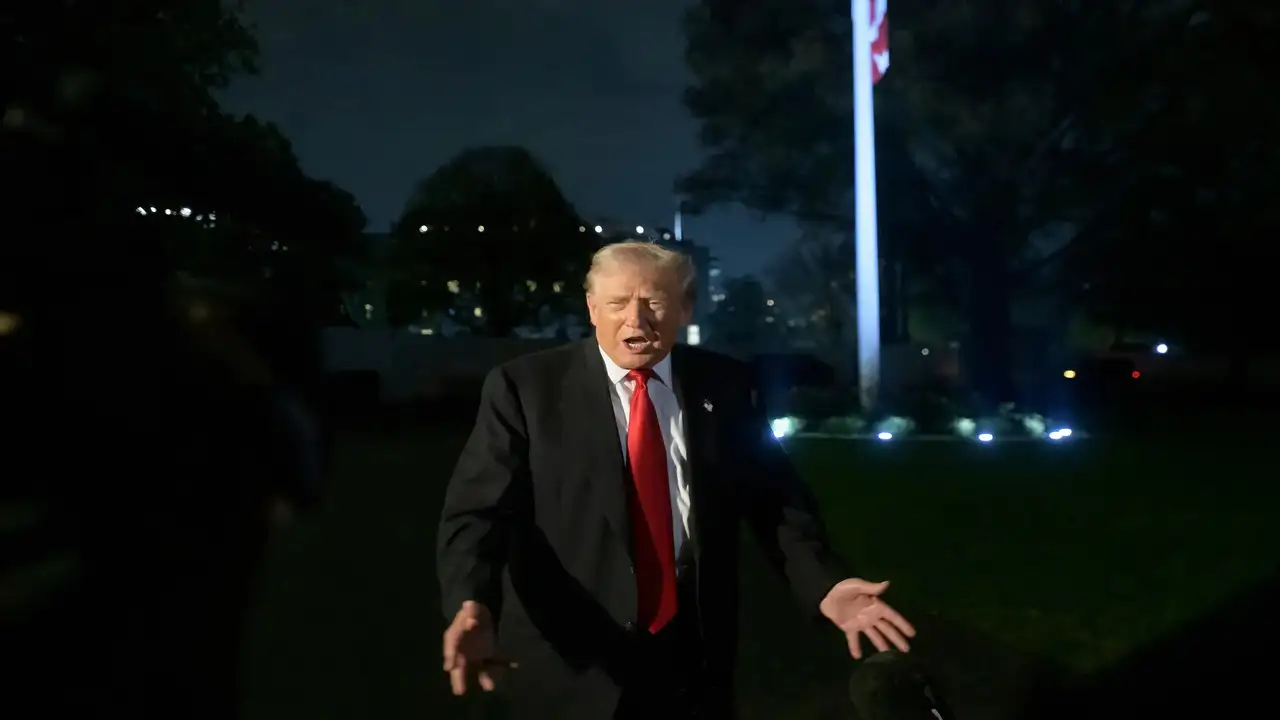 US govt shutdown set to end? Moderate Dems break ranks; what happens next