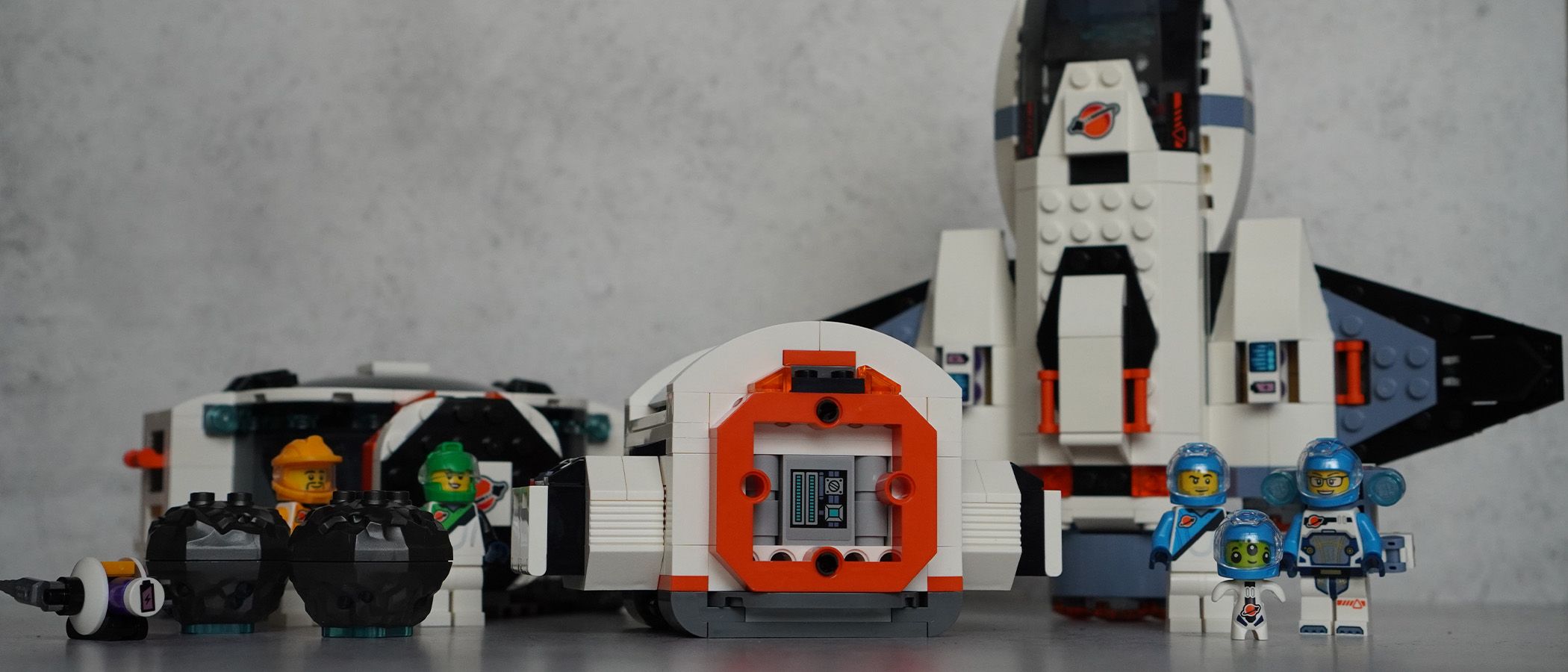 Lego City Modular Galactic Spaceship review