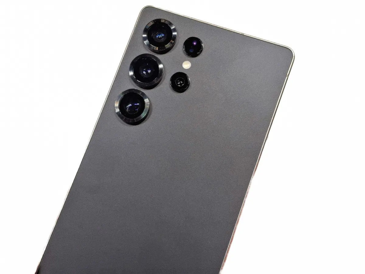 New Samsung Leak Reveals Surprise Galaxy S26 Ultra Camera Downgrade