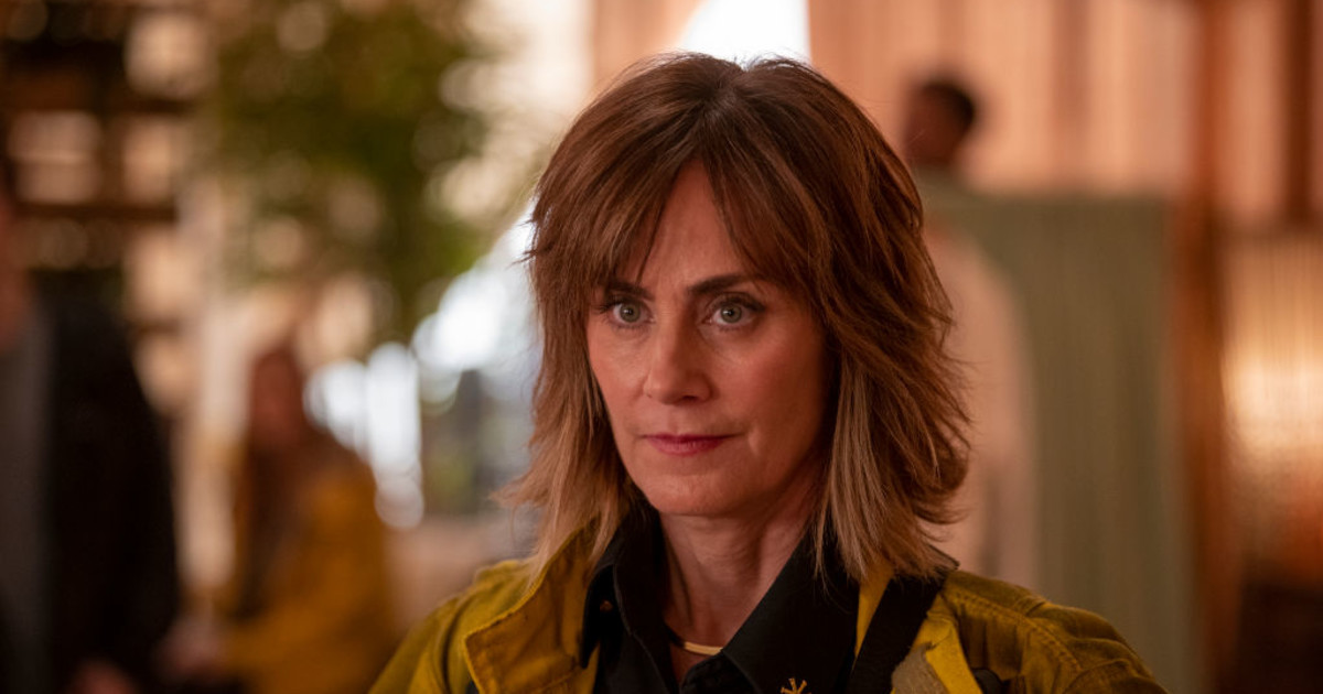 ‘Fire Country’ Casts Golden Globe Winning Actress As Sharon’s Mom