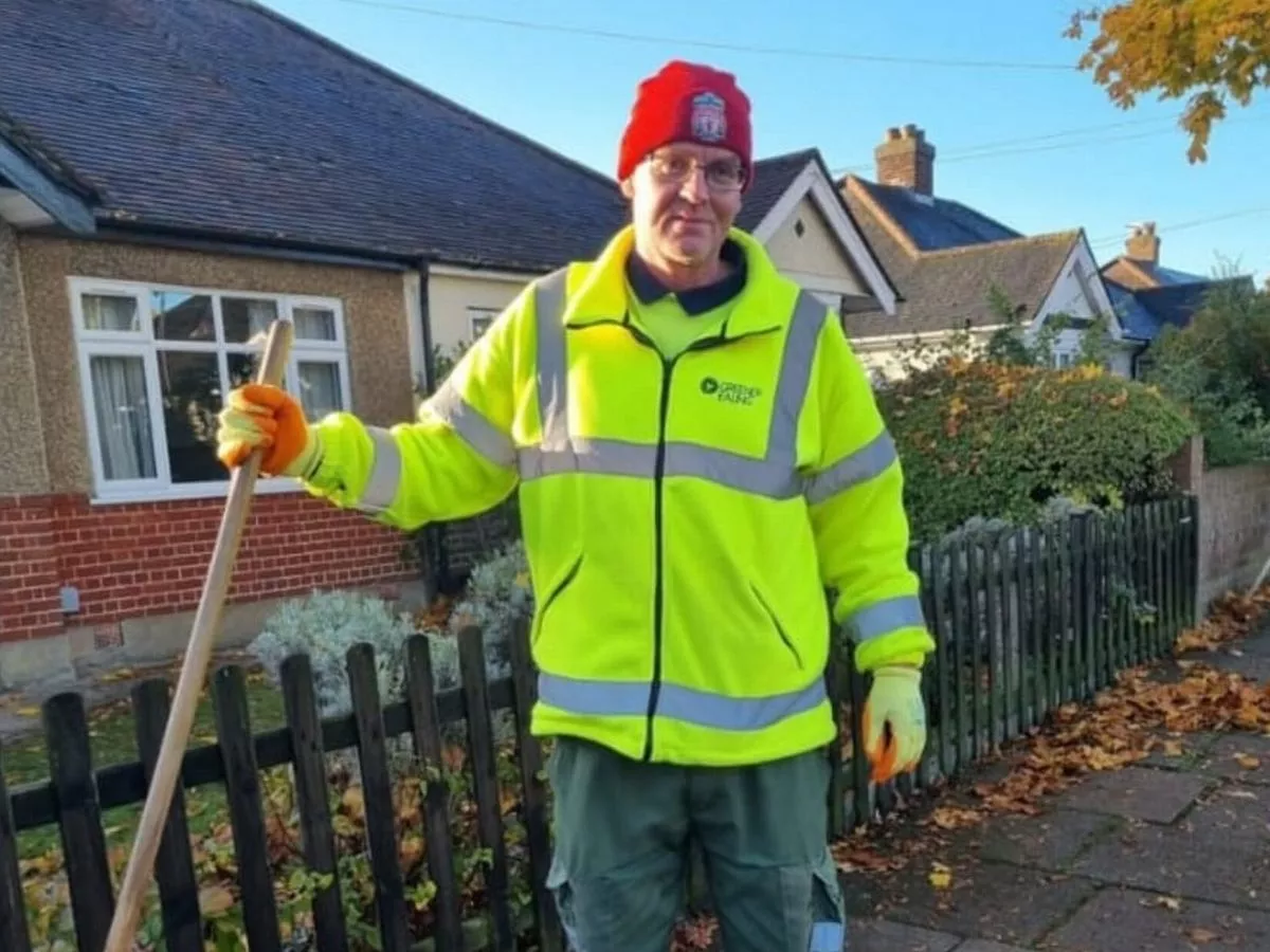 Uxbridge dog walker tried to break up fight before knifeman 'stabbed him to death'