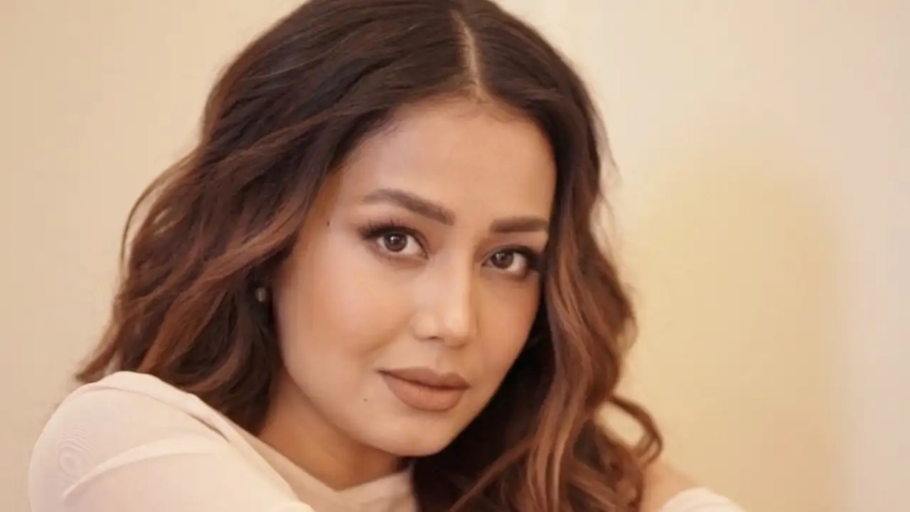 Neha Kakkar’s Name Used By Scammers To Dupe Mumbai Lawyer Of Rs 5 Lakh; Police To Launch Probe