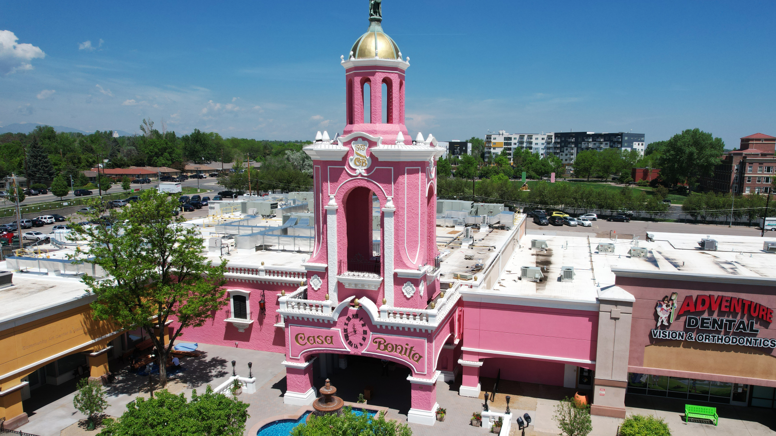 Casa Bonita actors, cliff divers launch strike during Halloween