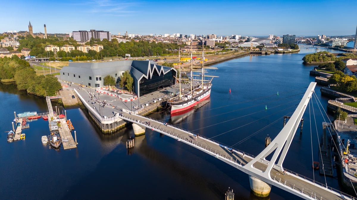 Petition to rename the Govan-Partick bridge in honour of Mary Barbour receives support