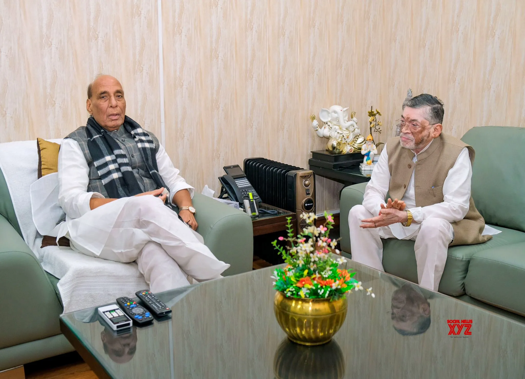 New Delhi: Jharkhand Governor Santosh Gangwar meets Rajnath Singh #Gallery