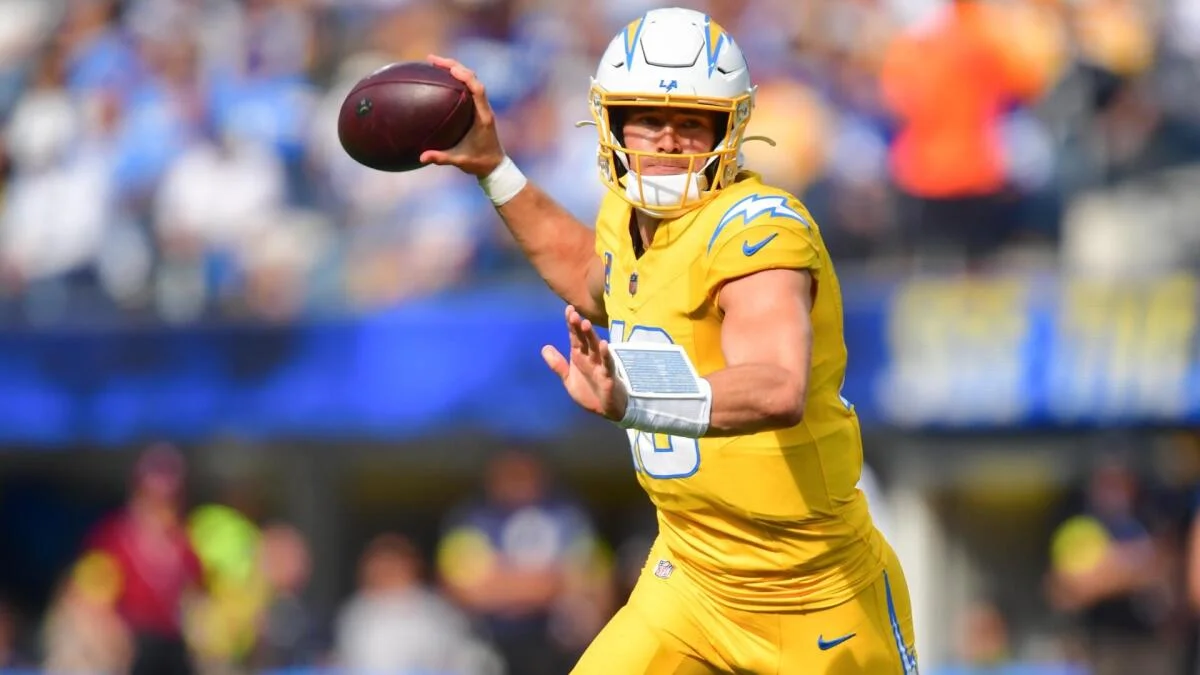 Steelers vs. Chargers props, 'Sunday Night Football' player projections from SportsLine AI