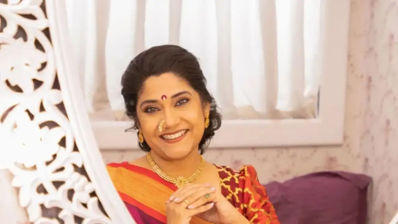 Renuka Shahane On Producer Asking Her To Live With Him: Main Married Hoon Lekin... - Exclusive