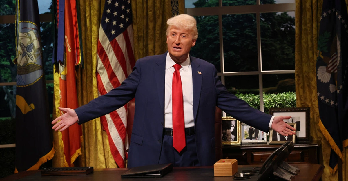 SNL Has a Cold-Open Fix for the Trump News Cycle