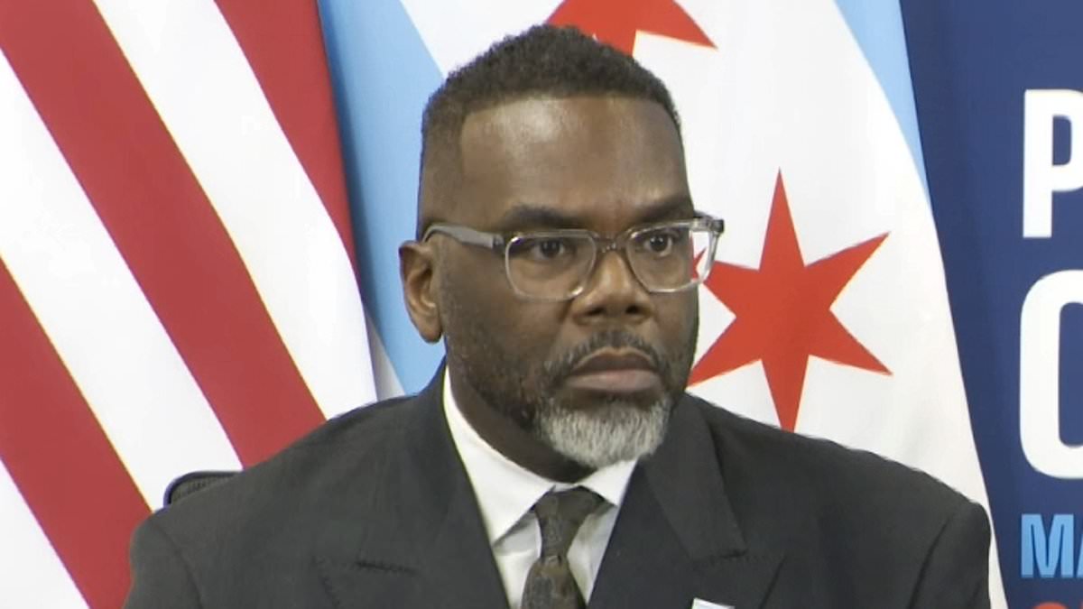 Deranged sanctuary city mayor claims Trump is zip-tying black babies in the middle of the night before throwing them in vans