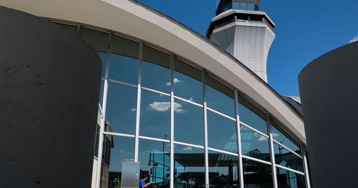 Lambert not among airports expecting FAA flight cuts, but St. Louis likely to feel impact