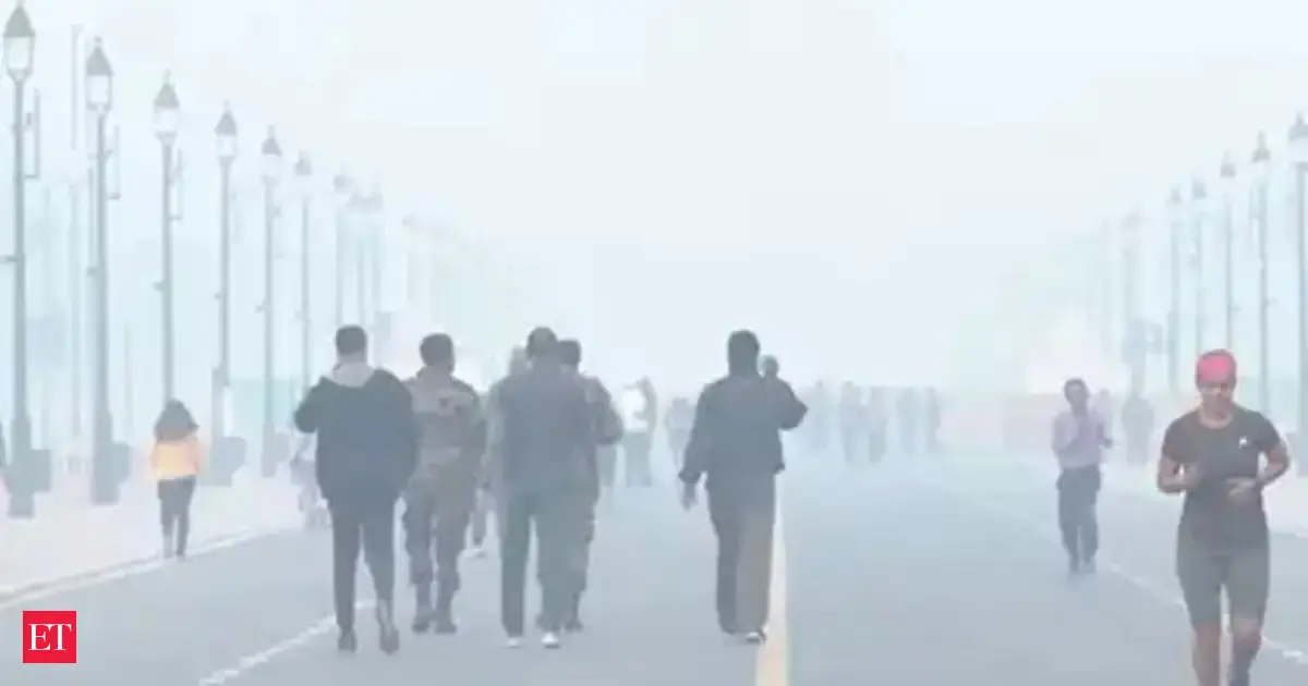 Stubble burning to be top contributor in Delhi as AQI to slip into 'very poor'