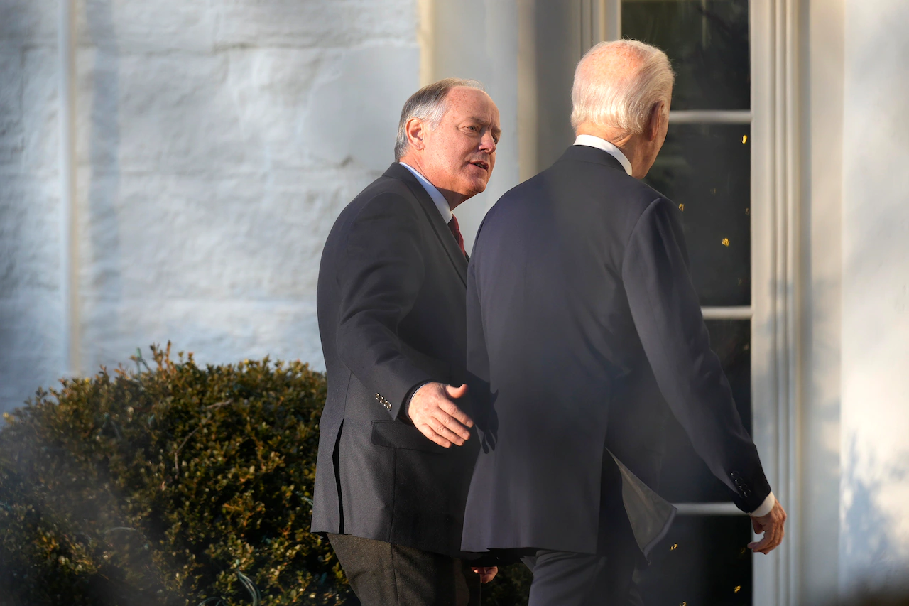 “Biden’s brain works just fine:” Westlake native who advised him says it’s Trump who’s fading