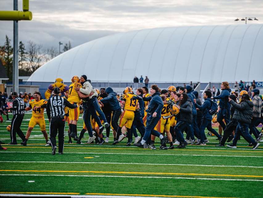 Queen’s University captures Yates Cup for first time in 16 years