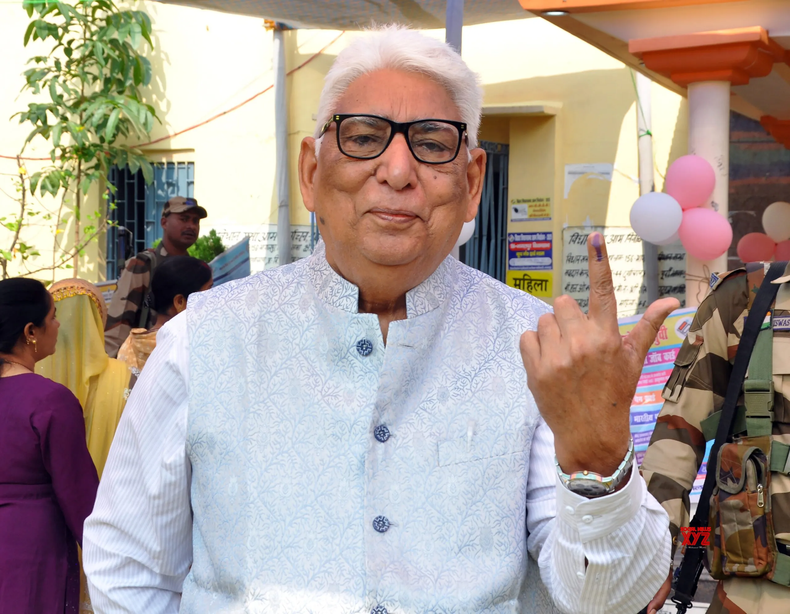 Bhagalpur: Abhay Kant Jha casts his vote #Gallery