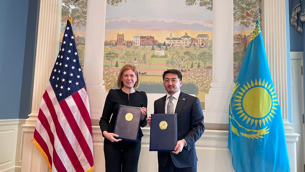 Kazakhstan and US-based Oracle join forces to drive AI and cloud innovation
