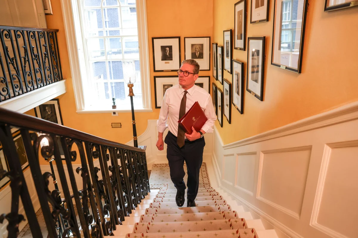 Historic Grand Staircase in No 10 Downing Street being propped up to stop movement