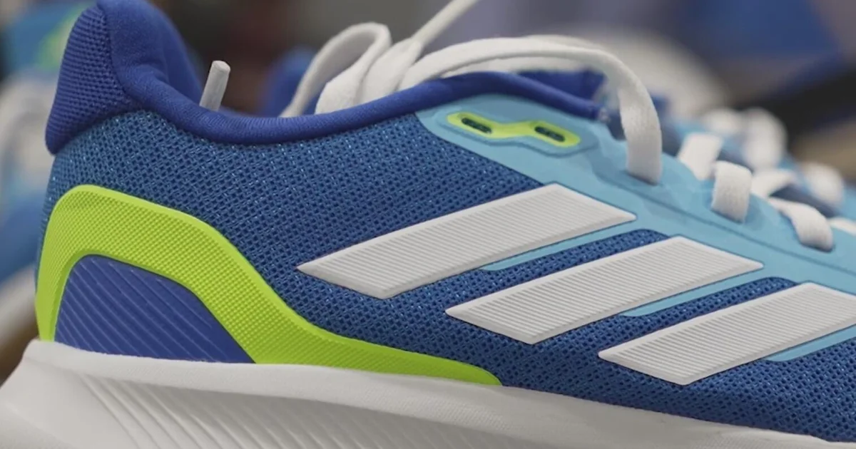 Dallas Marathon gives 600 Dallas ISD students new running shoes