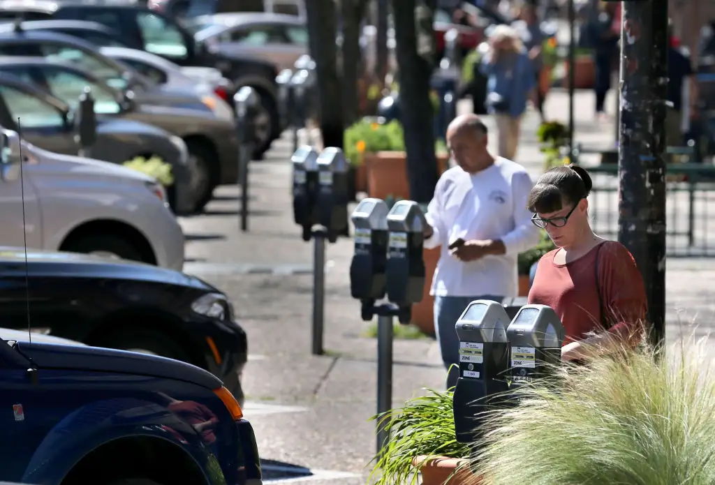 Pay more to park in downtown Santa Rosa — or park free a few blocks away