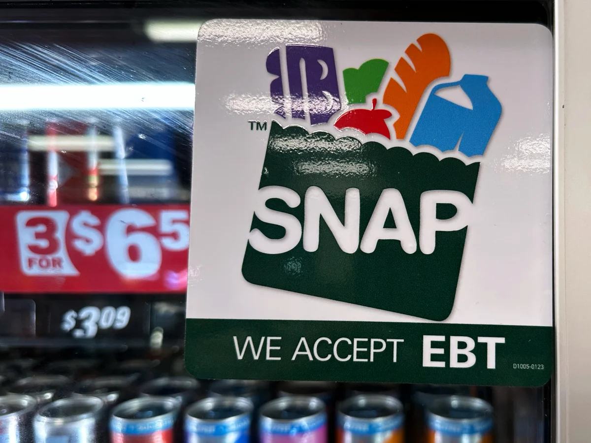 How fast will SNAP food stamps start flowing again once the government reopens?