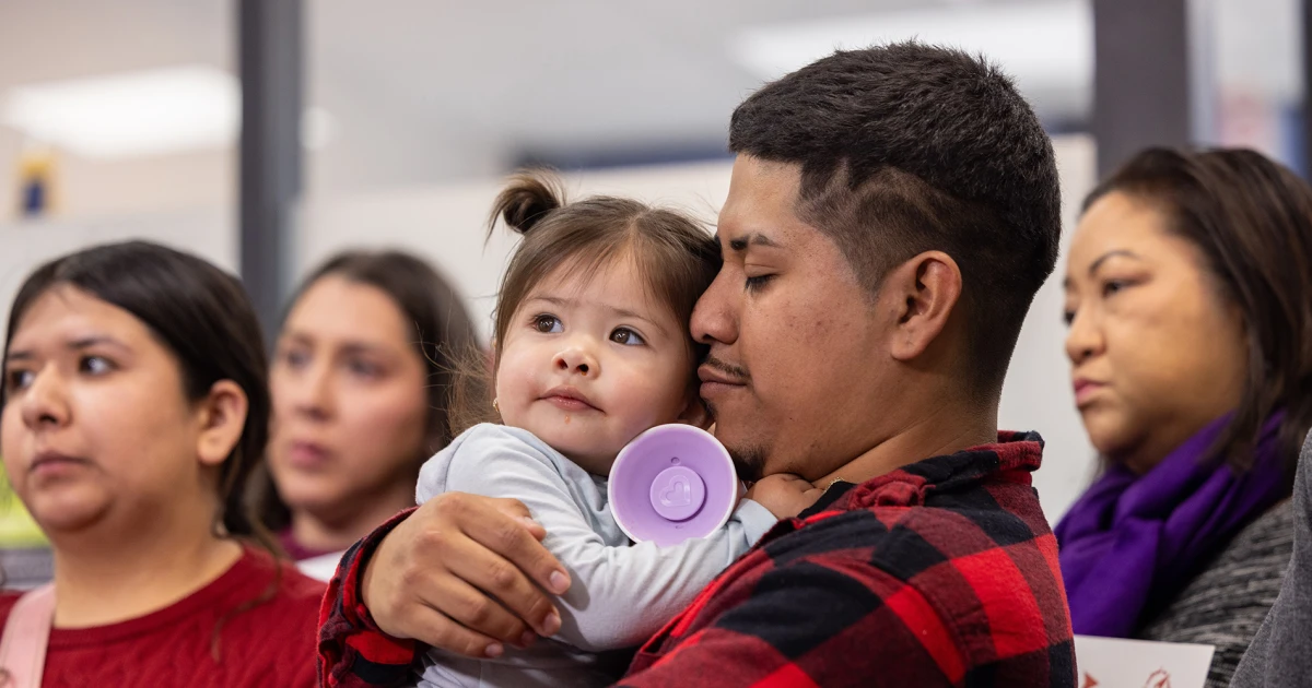 Dad says he and his toddler were pepper sprayed by federal immigration agents