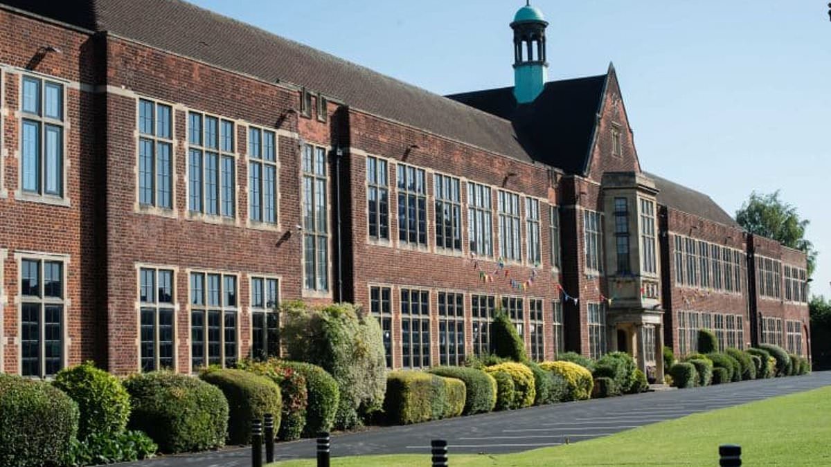 State grammar becomes first to open fee-paying branch in Dubai to subsidise UK pupils amid national funding crisis