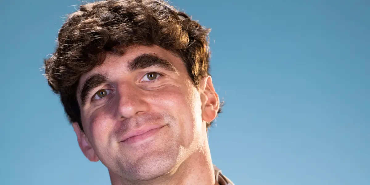 How a Former Microsoft Employee Pivoted to Standup Comedy