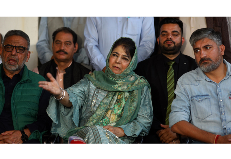 ‘Gupkar’ grand example of land grabbing: Mehbooba