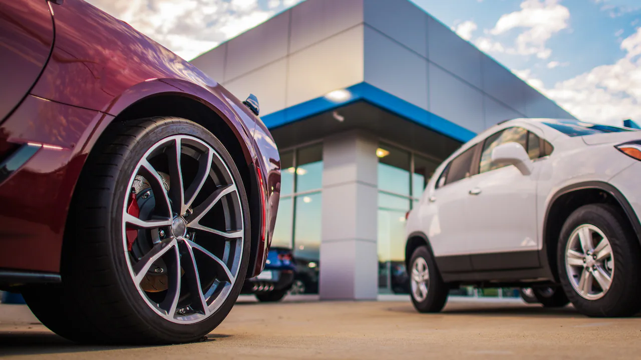Buying a new car? Hidden cameras show some Ontario dealerships adding extra charges and features